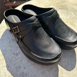 🌺NWOT🌺Women’s Black Leather Shoes